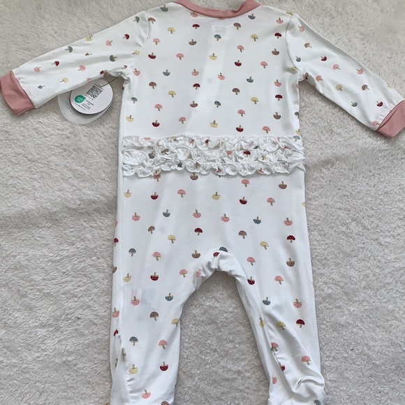 NWT Milkberry Mushrooms 6-9M Ruffle Footie & Headband Set White and Pink Bamboo - Picture 8 of 10
